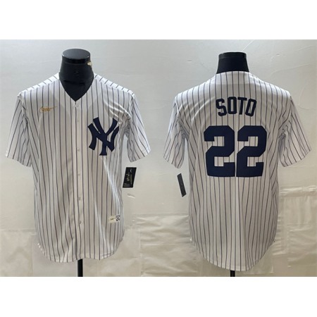 Men's New York Yankees #22 Juan Soto White Cool Base Stitched Baseball Jersey